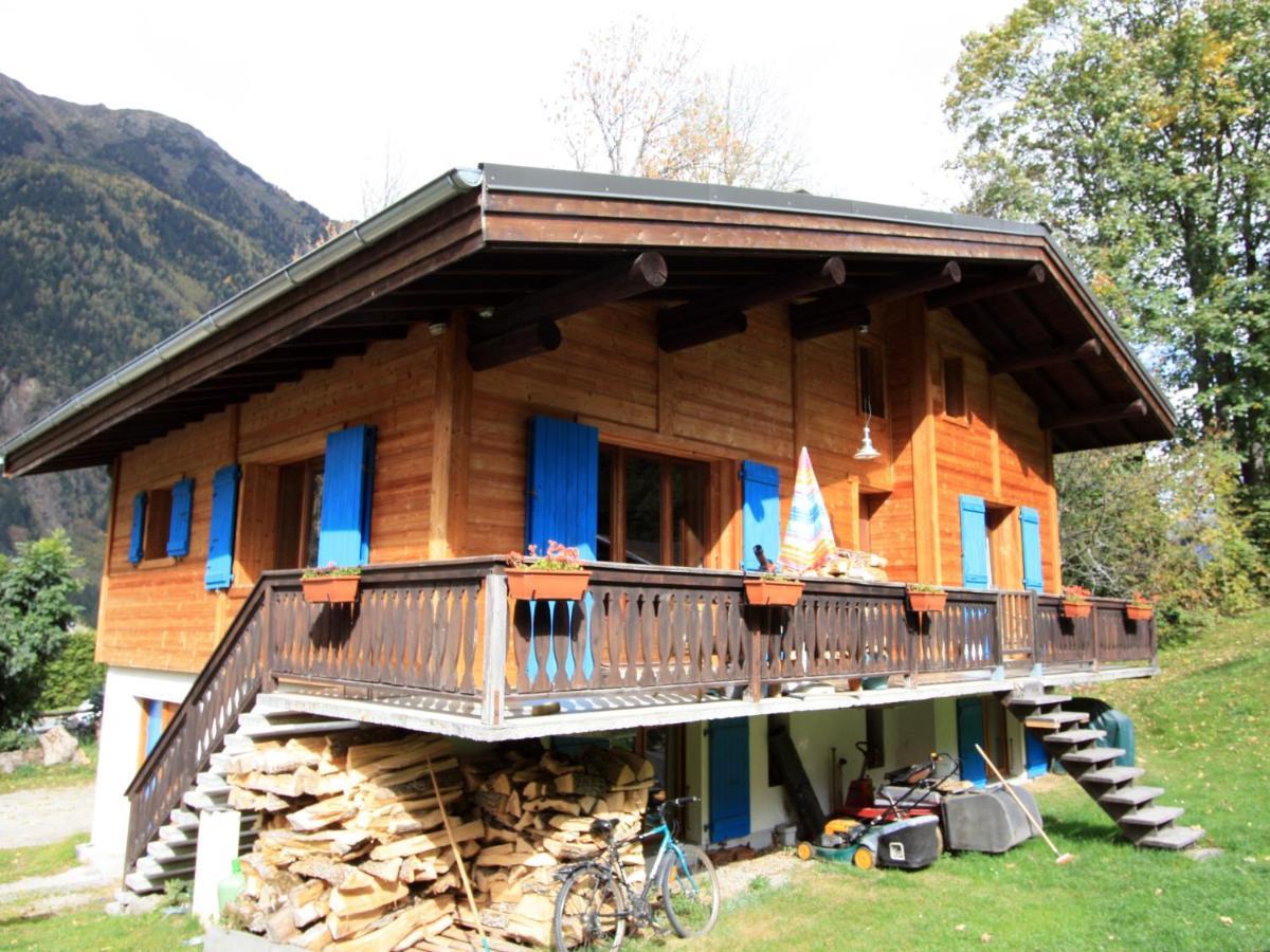Les Frenes Bed & Breakfast *