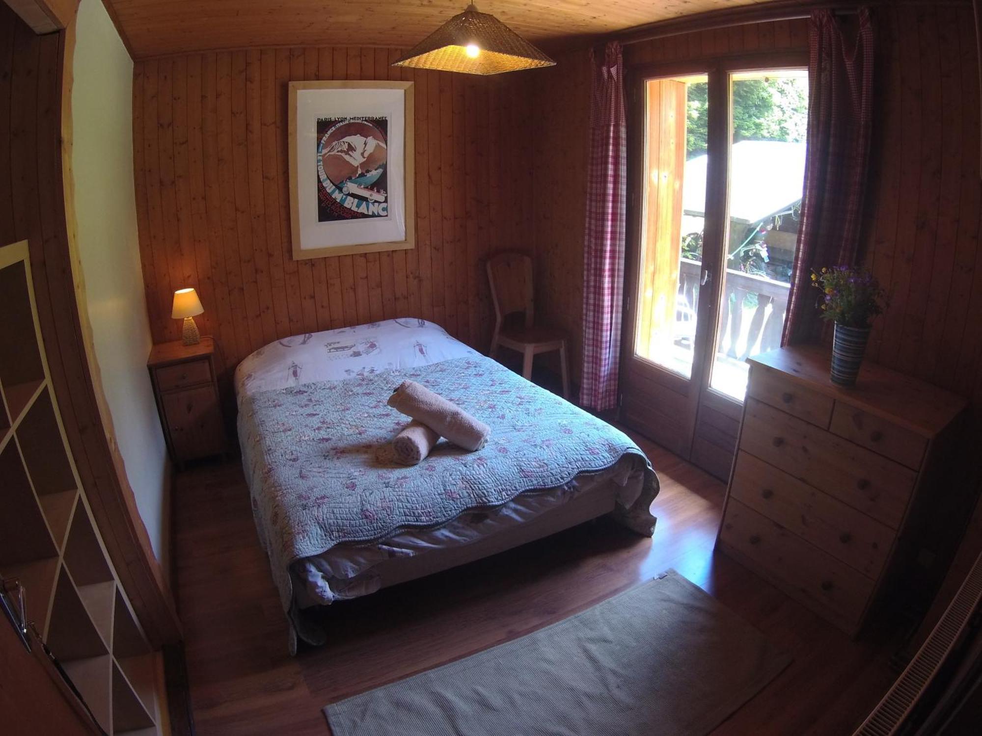 Les Frenes Bed & Breakfast